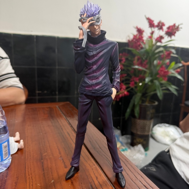 呪術廻戦 五条悟 GKアニメアクションフィギュア デスクデコ - Desk Setup Gifts のレビューと価格