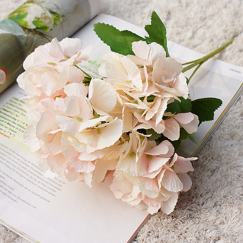 装飾用人工アジサイの花,5つの頭,ロマンチックな結婚式,道路 - Desk Setup Background のレビューと価格
